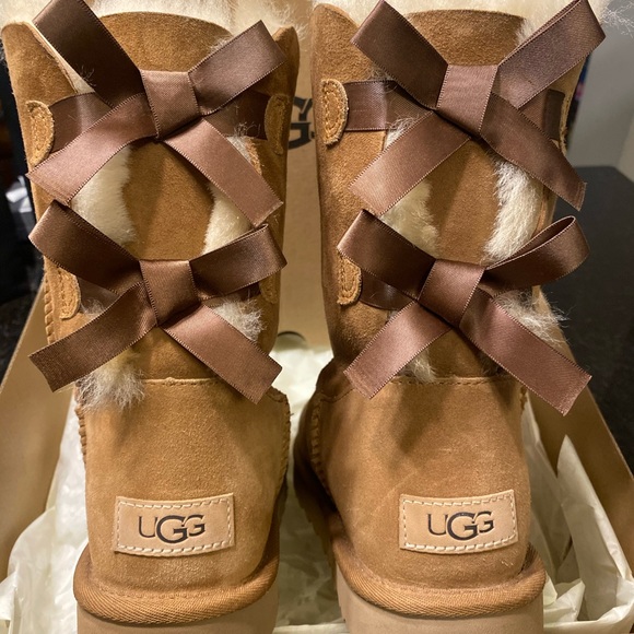 UGG W Bailey Bow 2 - Picture 6 of 8